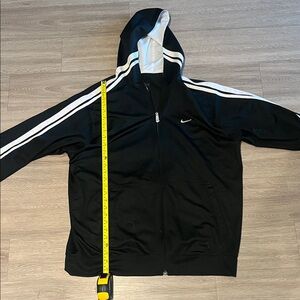 Nike vintage Men's Black Windbreaker with White Stripes